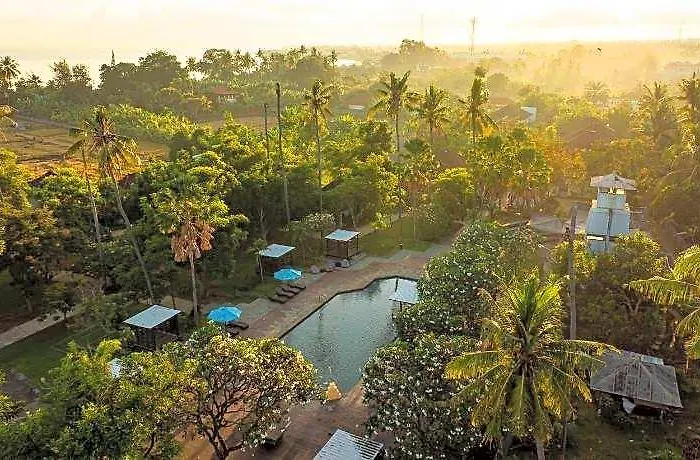 Brits Lovina Hotel BALI