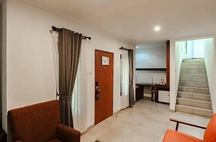 Hotel Brits Lovina 4*